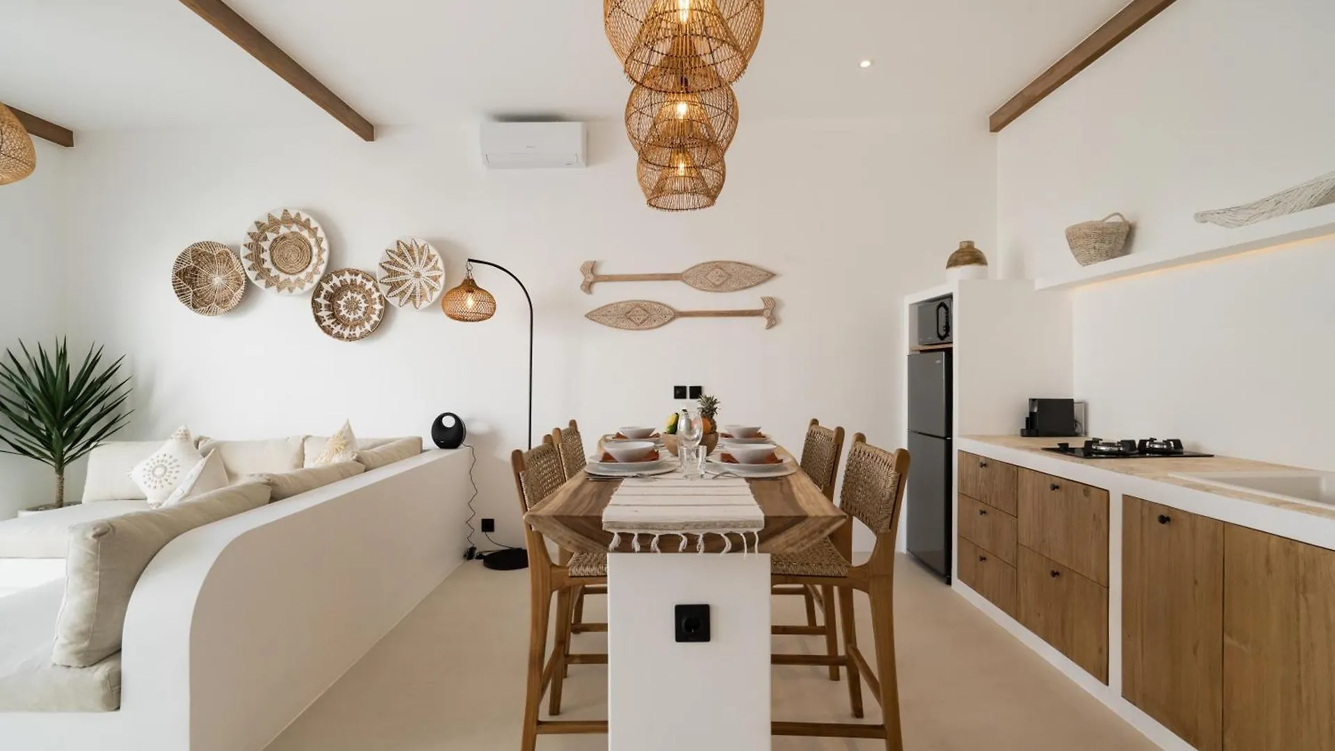 Villa Casa Gaia 5 By Balisuperhost Kerobokan  Kerobokan (Bali)