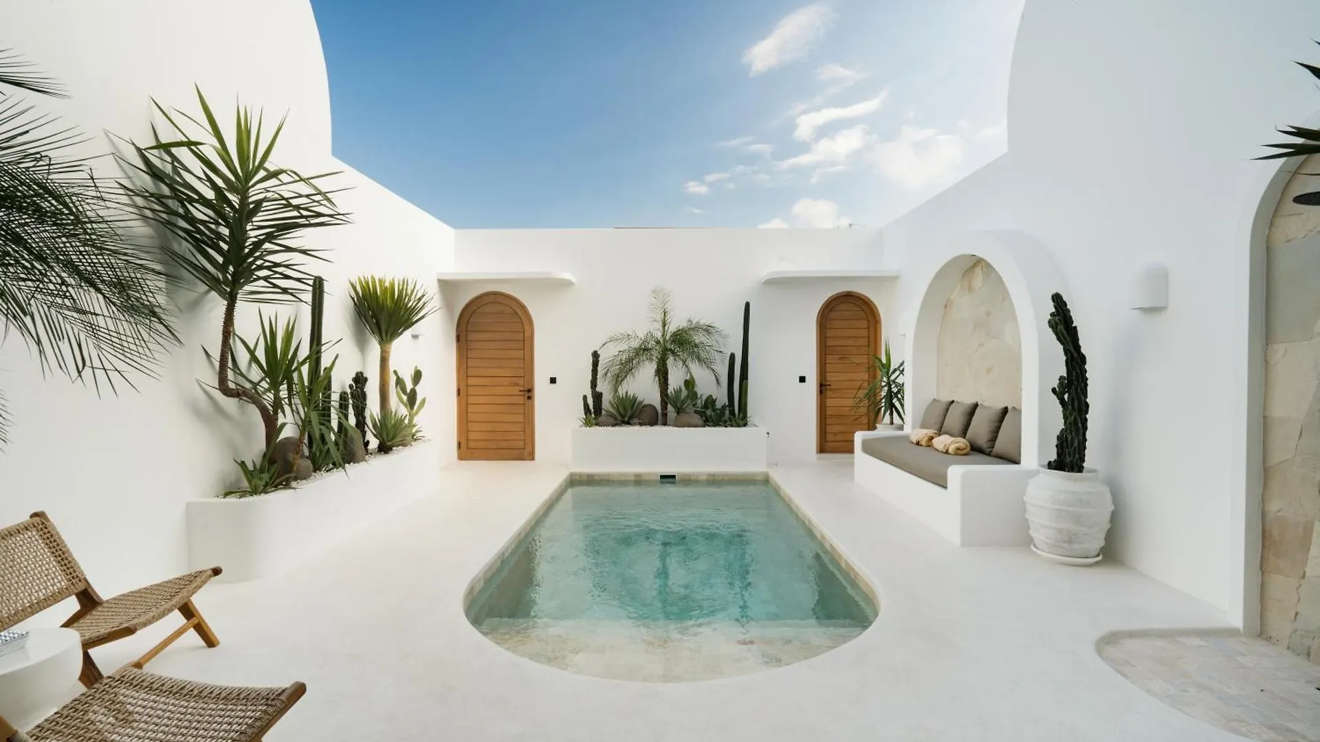 Villa Casa Gaia 5 By Balisuperhost Kerobokan  Indonesia