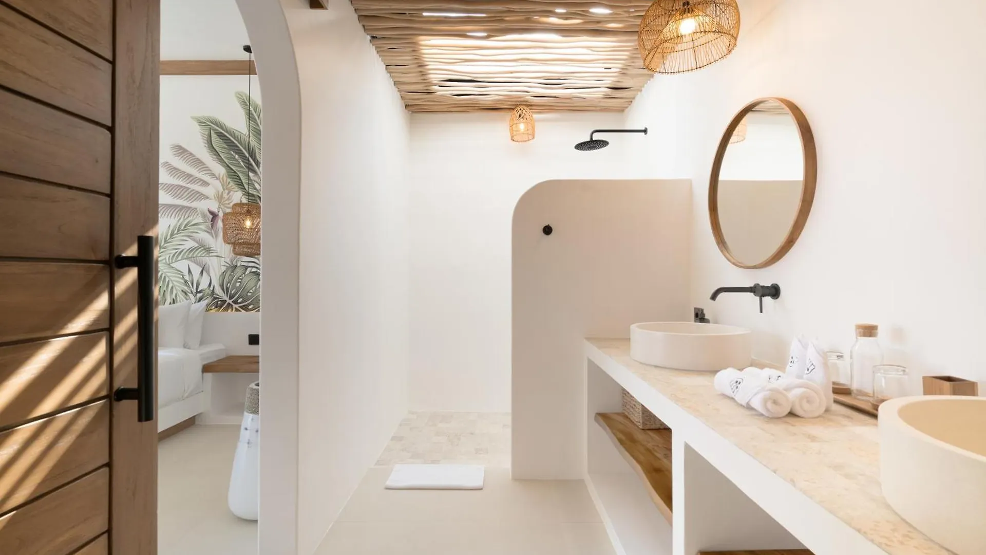 Villa Casa Gaia 5 By Balisuperhost Kerobokan  Indonesia